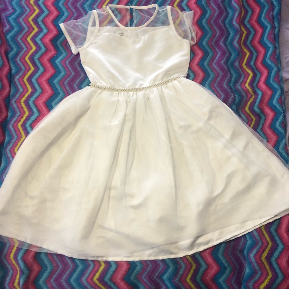 Special Ed. 1st Communion/Junior Bridesmaid white dress/illusion neckline 10/12